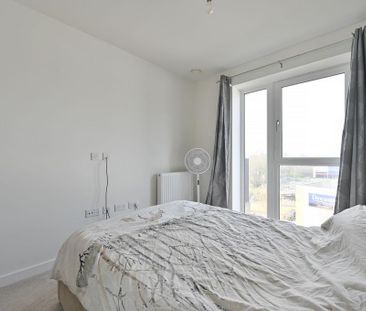 1 bedroom flat to rent - Photo 6