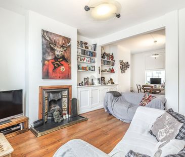 Walnut Tree Road, London, SE10 - Photo 3