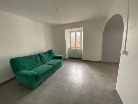 Location maison 4 pièces 83.56 m² à Laval-d'Aix (26150) 6 - Photo 2