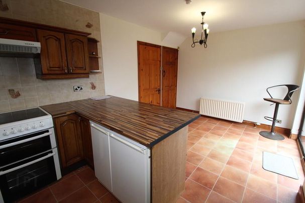 6 Sandyknowes Drive, Newtownabbey, BT36 5DF - Photo 1