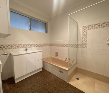 Family home in great location! - Photo 2