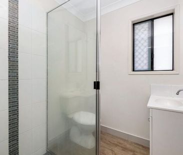 54 Hillock Crescent, Bushland Beach - Photo 5