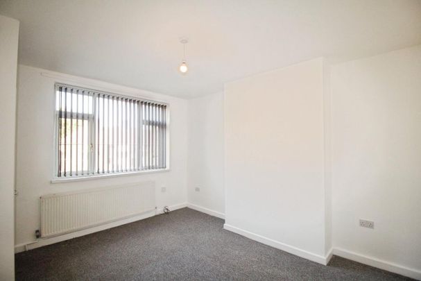 2 bedroom semi-detached house to rent - Photo 1