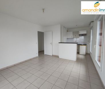 Location Appartement 2 pièces 38m² SAVIGNY LE TEMPLE 77176 - Photo 2