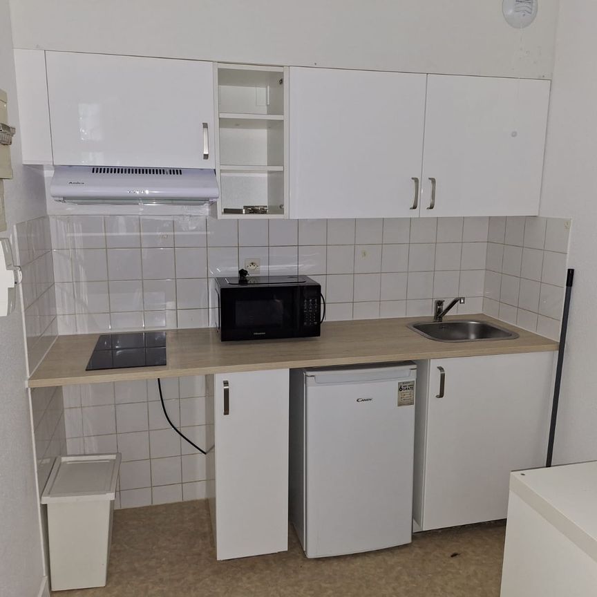 Location Appartement 1 pièce 23m² BORDEAUX 33000 - Photo 1