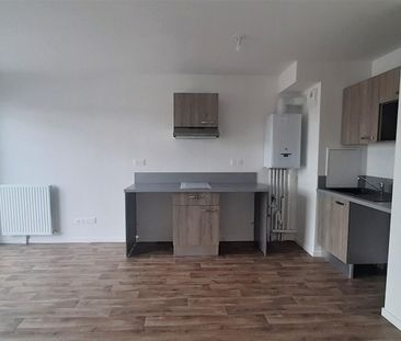 location Appartement T2 DE 36.1m² À TIGERY - Photo 2