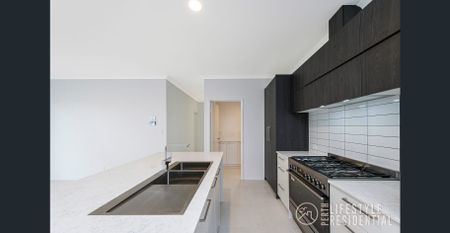 LOVELY HOME WITH DUCTED AIR, THEATRE + STUDY - Photo 5