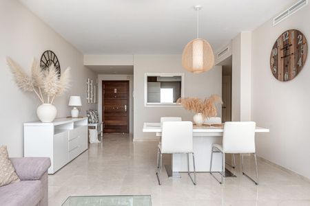 Middle Floor Apartment in Casares - Photo 2