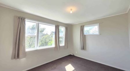 3-Bed Home - Massive Space for Kids & Pets - Photo 3