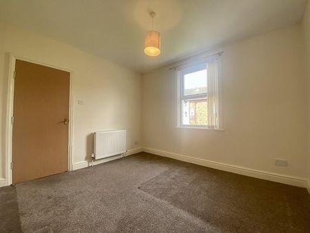 2 bedroom property to rent - Photo 4