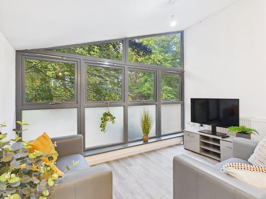 4 bedroom terraced house to rent - Photo 1