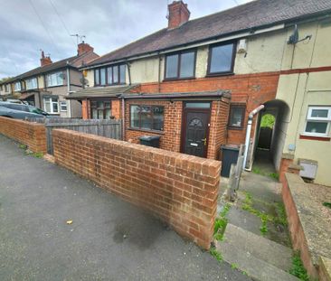 3 bedroom terraced house to rent - Photo 4