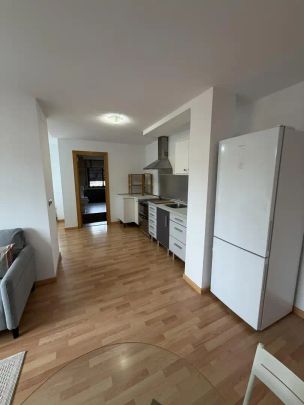 Apartamento de alquiler en Pueblo - Photo 1