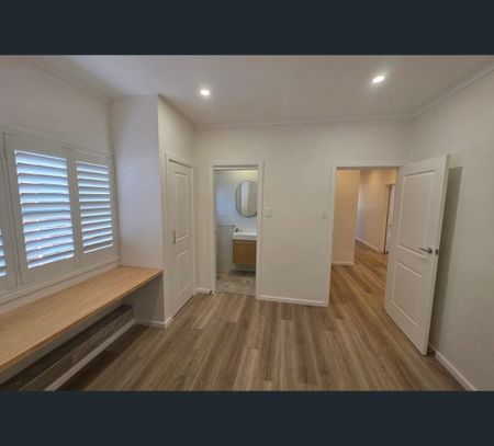 1/130 Military Road, Guildford, NSW 2161 - Photo 3