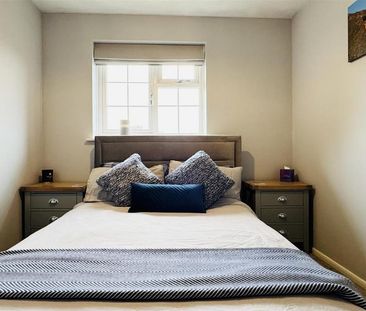 4 bedroom detached house to rent - Photo 6