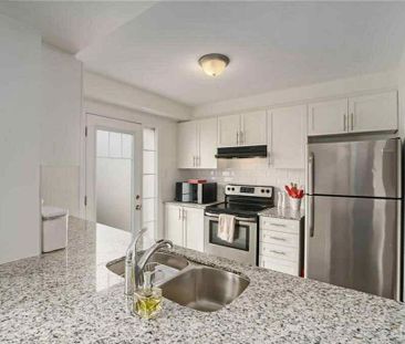 For Lease - 596 Foxlight Circle, Kanata, Ontario - Photo 5