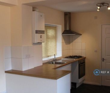 2 bedroom flat to rent - Photo 4