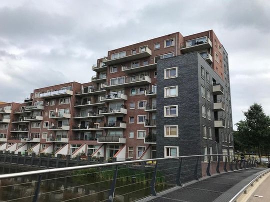 Te huur: Appartement Emmy Andriessestraat 328 in Amsterdam - Photo 1