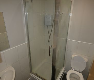 Warley Road Flat 1 - Photo 5