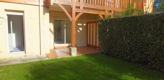 Location Appartement 2 pièces 32m² DEAUVILLE 14800 - Photo 2