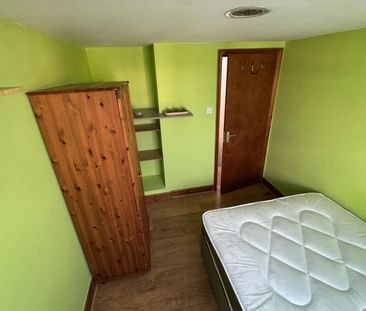 Room in a Shared House, Church Road, E10 - Photo 6