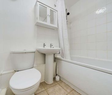 Nicholson Court, Bobblestock, Hereford, HR4 - Photo 5