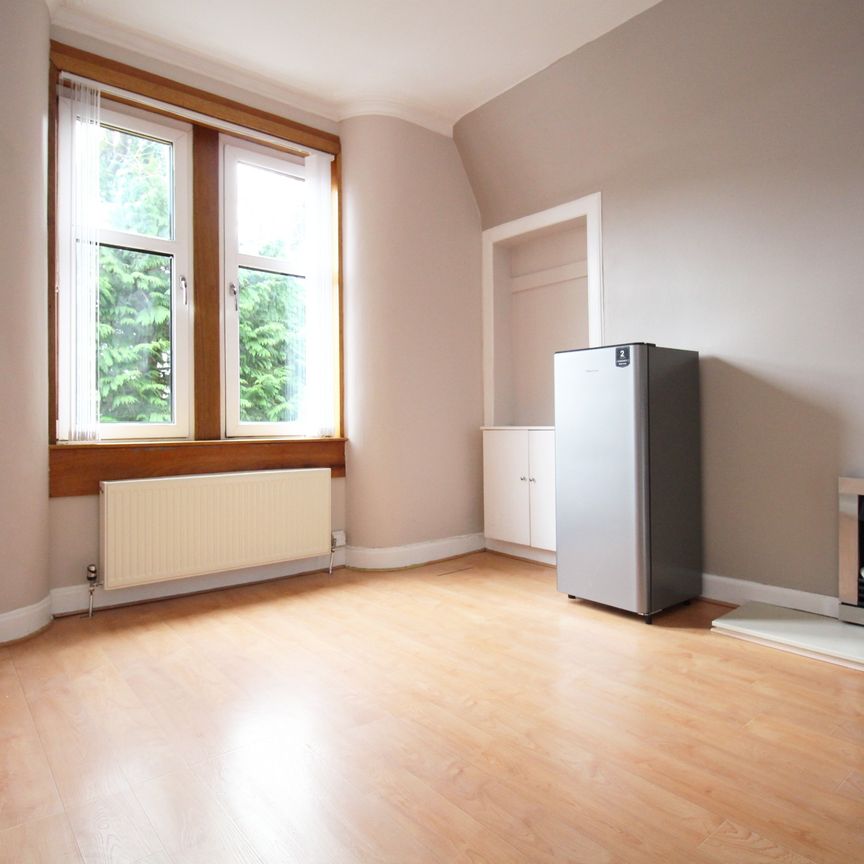 Queen Street, Kirkintilloch, East Dunbartonshire - Photo 1