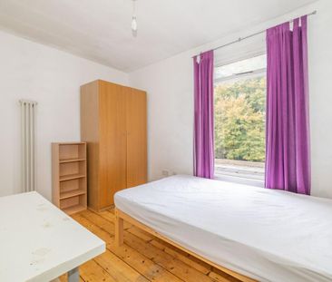 4 bedroom terraced house to rent - Photo 4