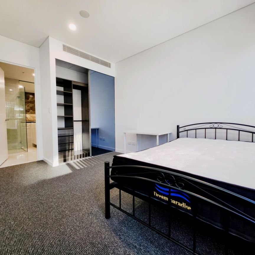 3 bed 2 bath-303 - Photo 1