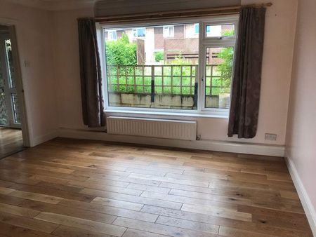 3 bedroom semi-detached house to rent - Photo 3