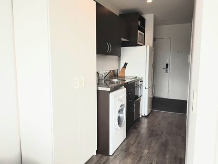 2 Bedroom with Double Glazing! - Photo 5