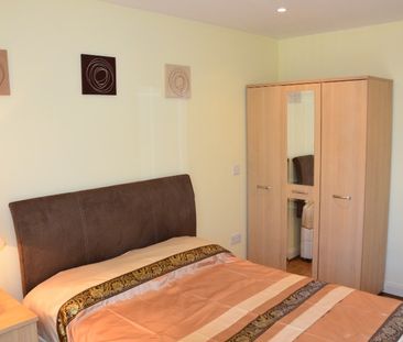 2 Bed Flat, Southside Apartments, B5 - Photo 3