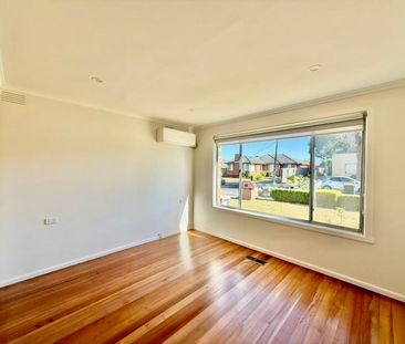 Quiet Court Location – Perfect for Families - Photo 4