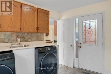 26 CYNTHIA CRESCENT - Photo 5