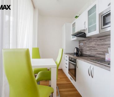 Pronájem bytu 1+kk 38 m² - Photo 2