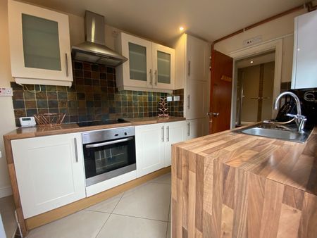 1 Bed Flat, Erith Road, LE2 - Photo 4