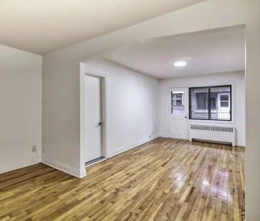 3250 Van Horne Street | 3250 Van Horne, Montreal - Photo 1