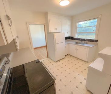 2712 Sinton Avenue — 2 Bedroom - Photo 1