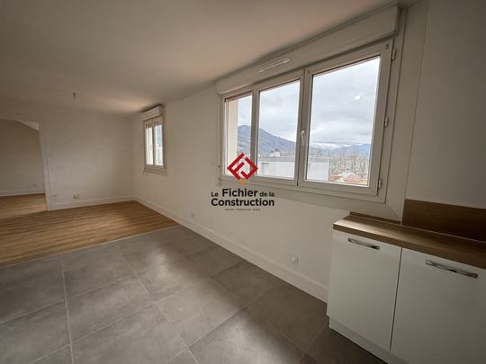 Location Appartement 2 pièces 43m² ST MARTIN D HERES 38400 - Photo 1