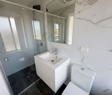 Freestanding 2 Storey Home - Photo 3
