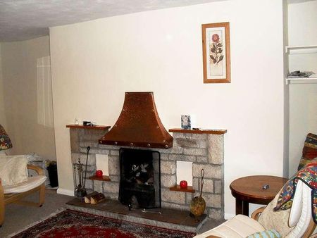 Ty Uchaf, Clynnogfawr, Caernarfon, LL54 - Photo 3