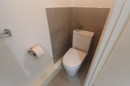 Ducane Road, East Acton, London, W12 0BL - Photo 3