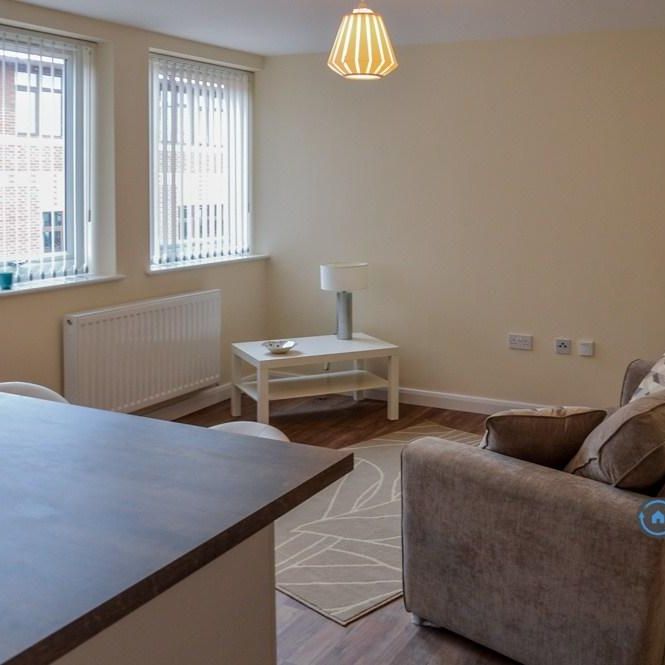 1 bedroom flat to rent - Photo 1