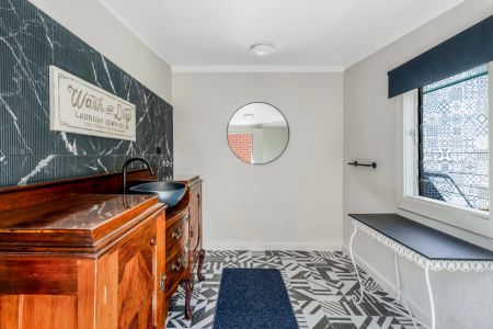 Prime Princes Hill/Carlton Location - Fully Renovated Home on Iconic Lygon Street - Photo 2