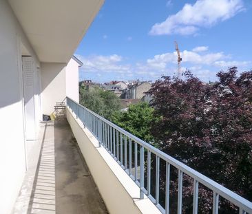 T4 AVEC BALCON ET GARAGE secteur RENOIR CHU - Photo 1