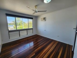 Handy Location – Close to Everything - Photo 5