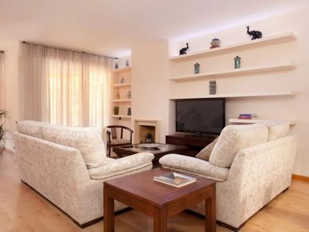 Avinguda de Mistral, Barcelona, Catalonia 08015 - Photo 3