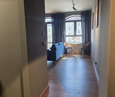 Loft 42 m2 - 2 pok. garaż, winda i piwnica. - Photo 1