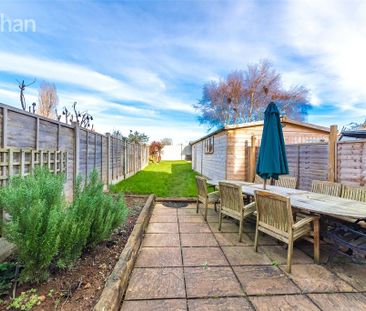 4 bedroom semi-detached house to rent - Photo 2