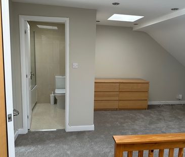 1 Bed Flat, Welldon Crescent, HA1 - Photo 4